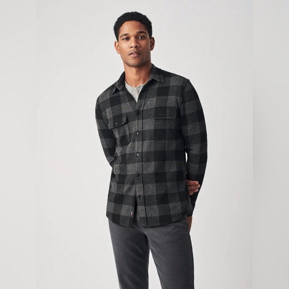 Faherty Mens Legend Sweater Shirt - Charcoal Black Buffalo - Picture 1 of 8